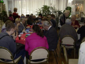 Встречу для людей старшего поколения организовали в районе Бирюлево Восточное