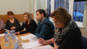 Опрошенные Олег Морозов и Татьяна Лапшина (справа) поддержали инициативу