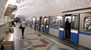 Поезда в рамках акции «Портрет в метро» запустят в мае 2016 года на Кольцевой линии