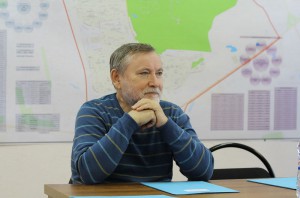 На фото депутат муниципального округа Бирюлево Восточное Василий Анохин