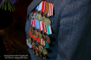 Всего памятные нагрудные знаки «75 лет битвы за Москву» получат 27 ветеранов района Бирюлево Восточное