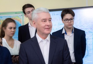 Москвы Сергей Собянин заявил, что в ближайшие 5 лет школы Москвы будут оснащены современной IT-инфраструктурой.