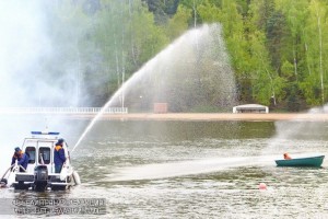Спасатели Москвы продемонстрировали готовность к купальному сезону