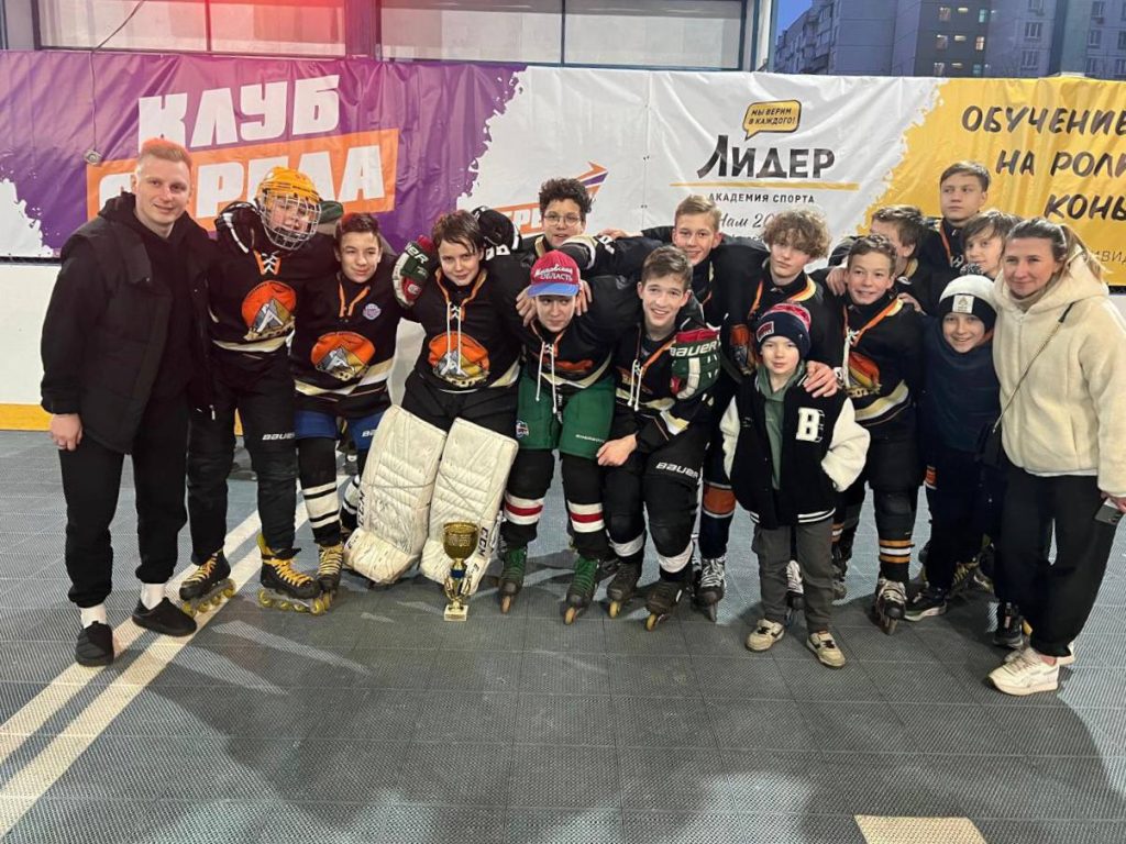 Хоккеисты ЦД «Личность» стали призерами городского турнира. Фото: Telegram-канал Центра досуга «Личность»