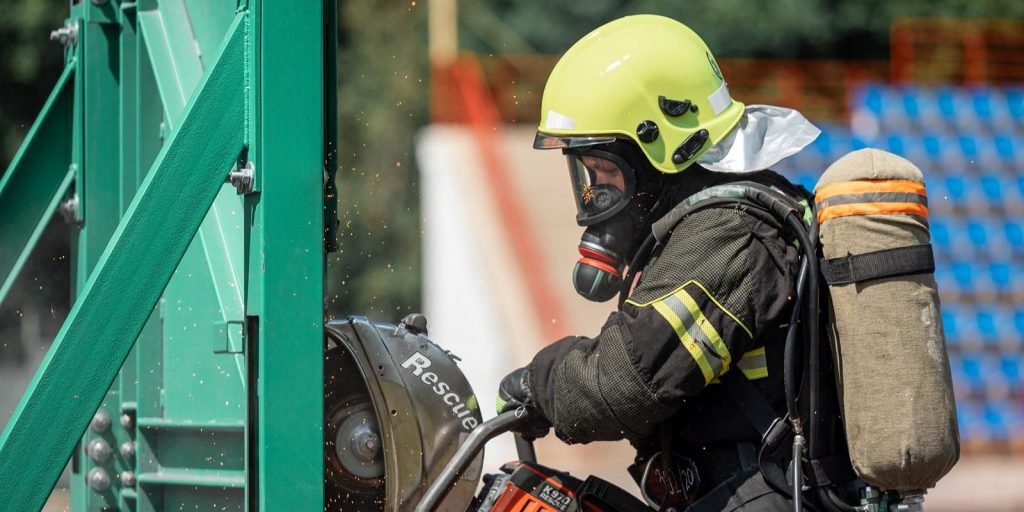 В Пожарно-спасательном центре определили лучшего начальника караула. Фото: Управление по ЮАО Департамент