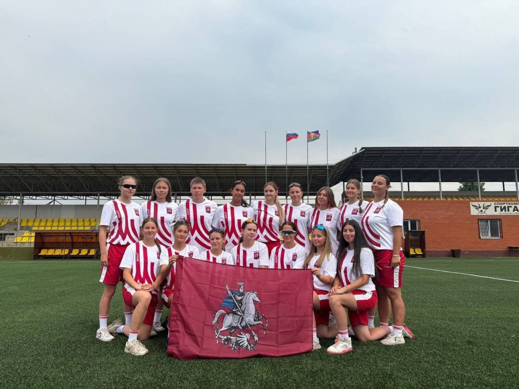 Тренировочные сборы воспитанниц МКСШОР «Юг» прошли по софтболу в Крымске. Фото: «Федерация бейсбола и софтбола в городе Москве»