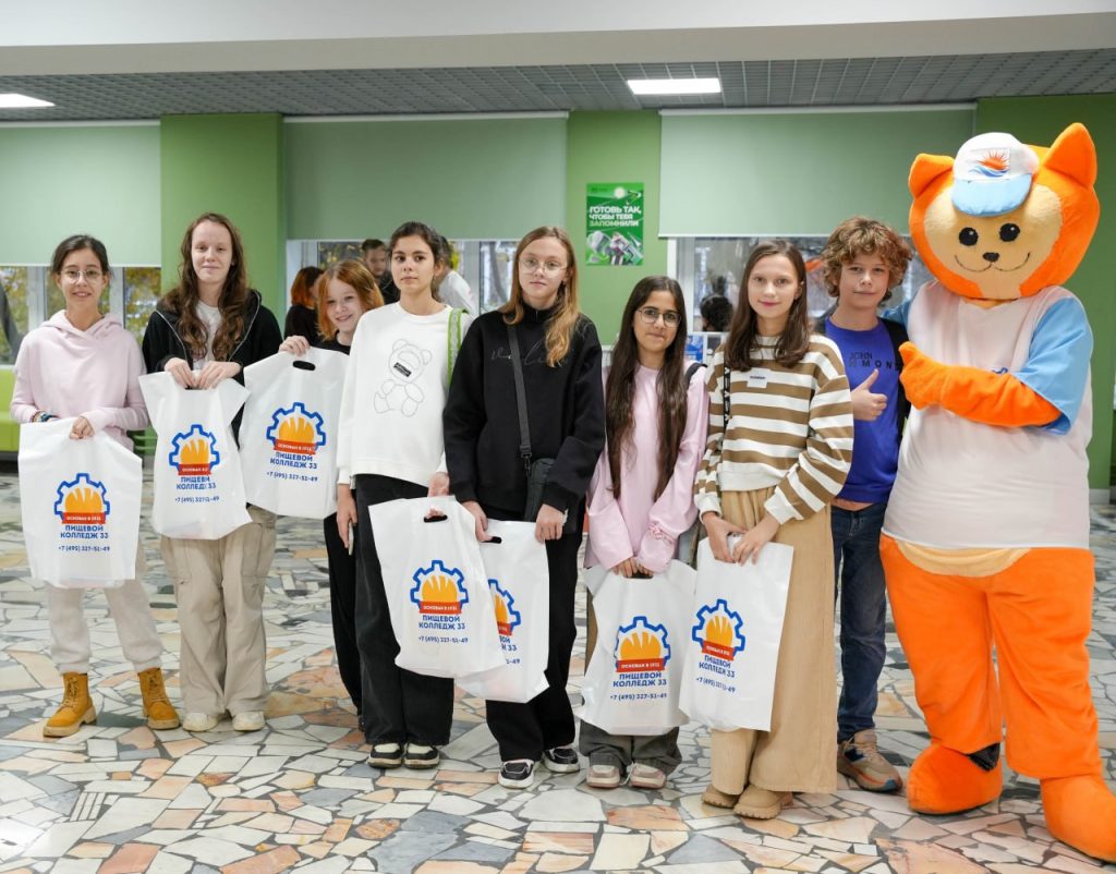 Осенний фестиваль колледжей продолжается в Пищевом колледже №33. Фото: Telegram-канал Пищевого колледжа №33