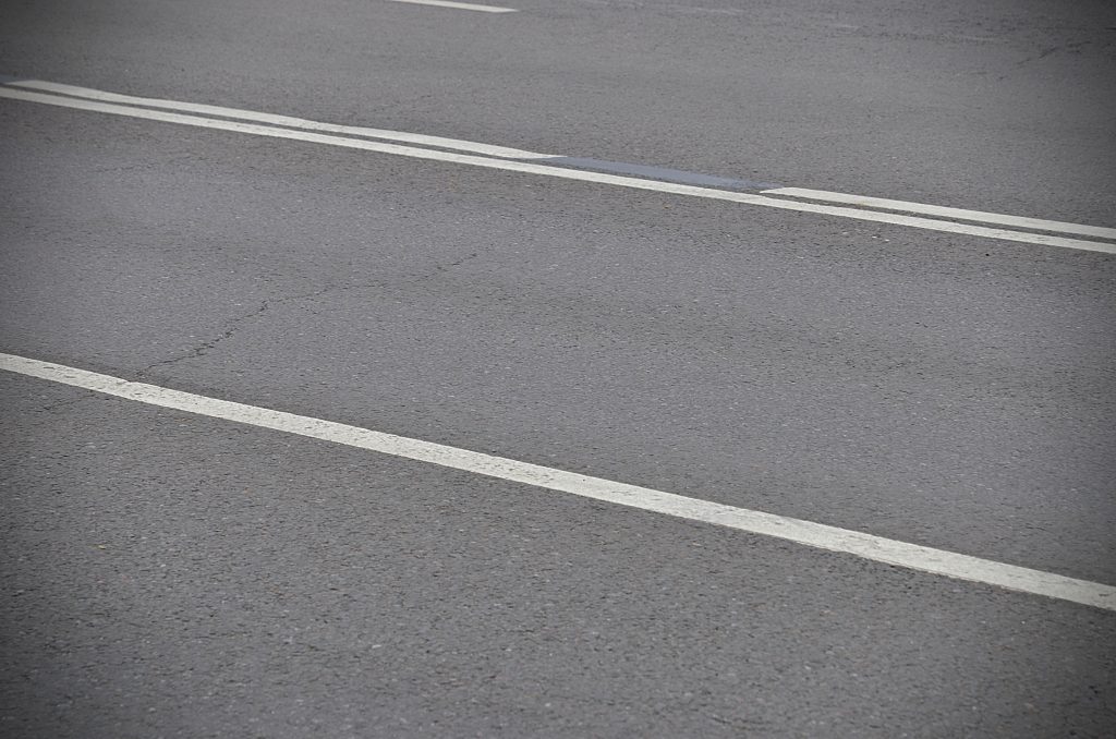 Участок одной из улиц в Бирюлеве Восточном перекроют до конца лета. Фото: Анна Быкова, «Вечерняя Москва»