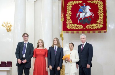 42 москвича получили ордена и медали «Родительская слава»