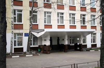 Школа №902 в районе Бирюлево Восточное