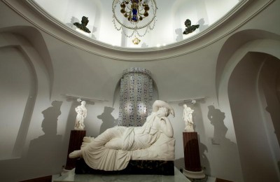 Экспонат выставки «Дворец во дворце. Скульптура Останкина в Оперном доме Царицына»
