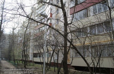 Дворовую территорию на Загорьевской улице привели в порядок по просьбе жительницы района