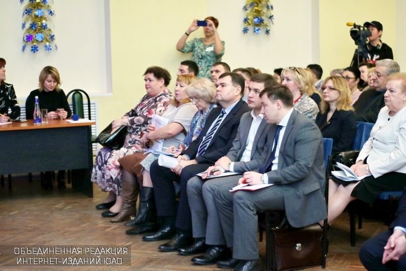 Жители ЮАО на встрече с префектом Алексеем Челышевым