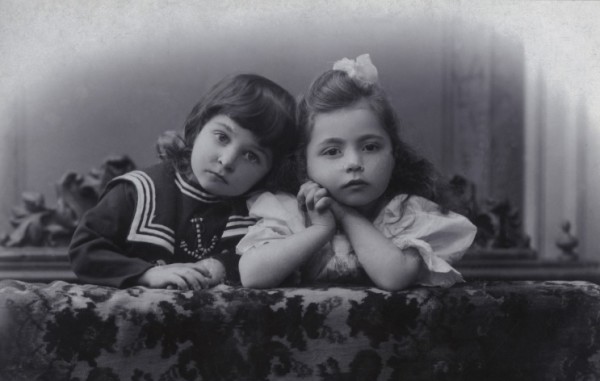 Галерея Загорье, детская мода 100 лет назад, сайт, 2009