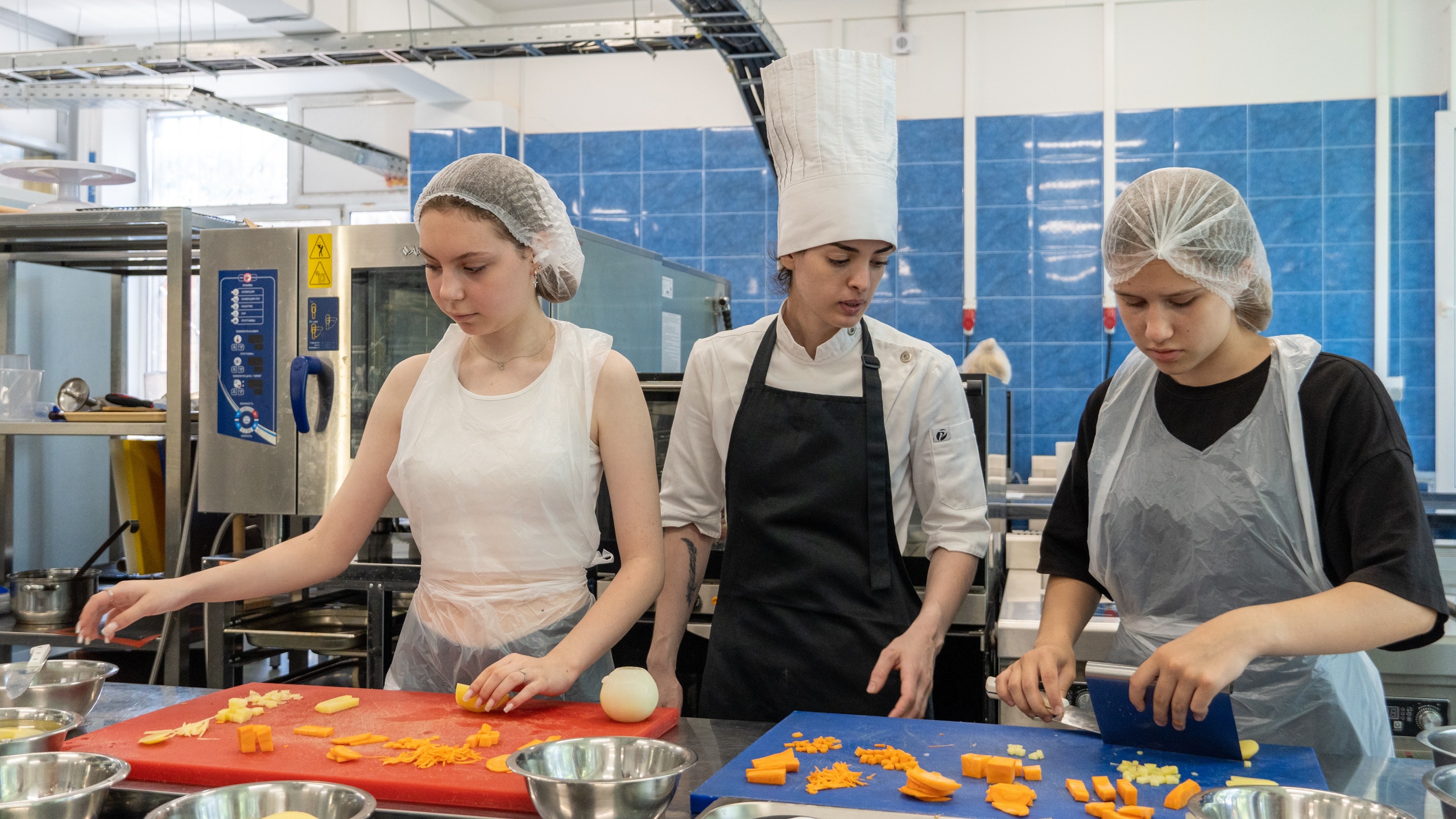 Проект «Лето моей карьеры» проходит в Пищевом колледже №33. Фото: ГБПОУ Пищевой колледж №33