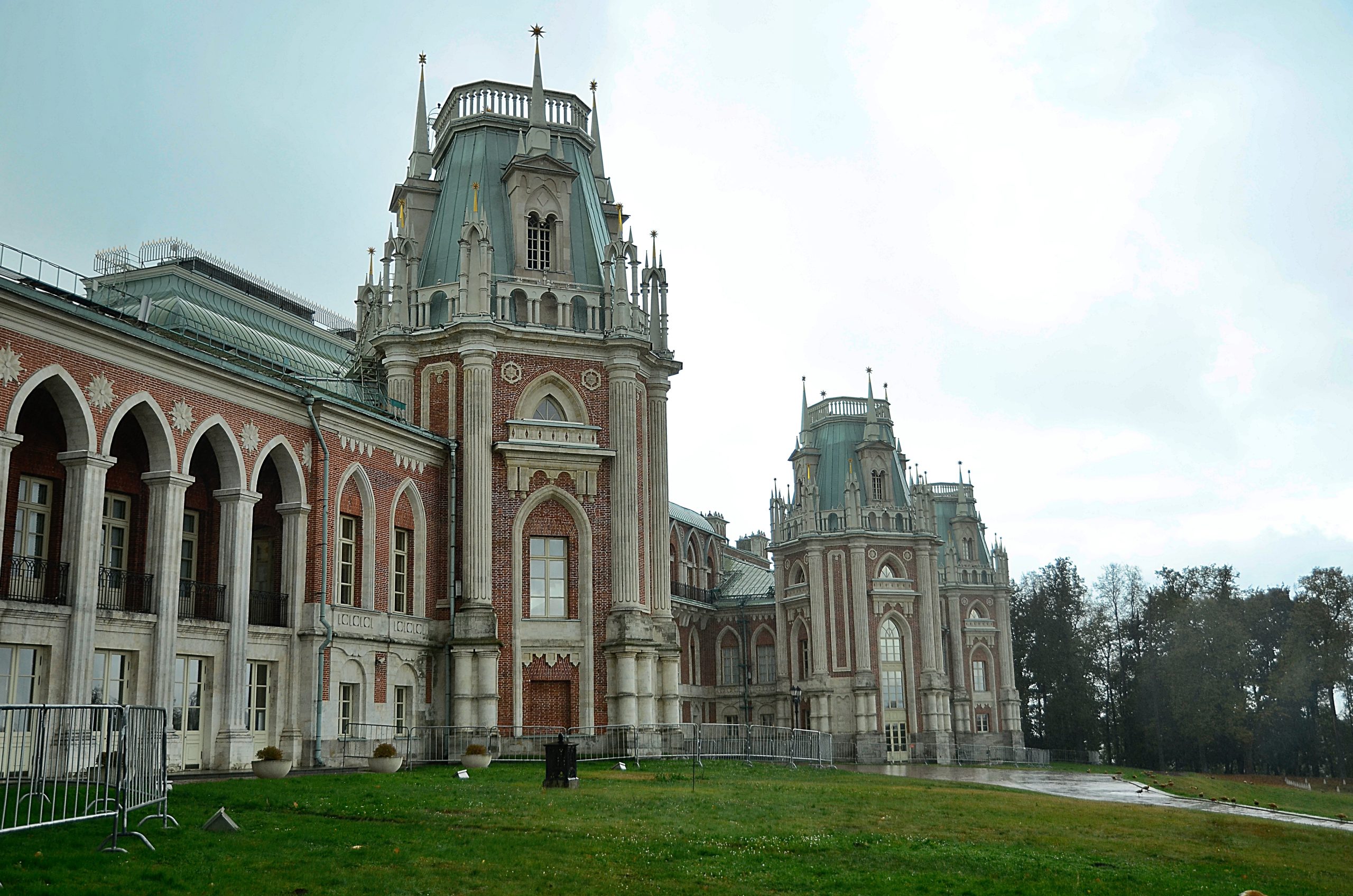 Уроки рисования пройдут в МЗ «Царицыно». Фото: Анна Быкова, «Вечерняя Москва»