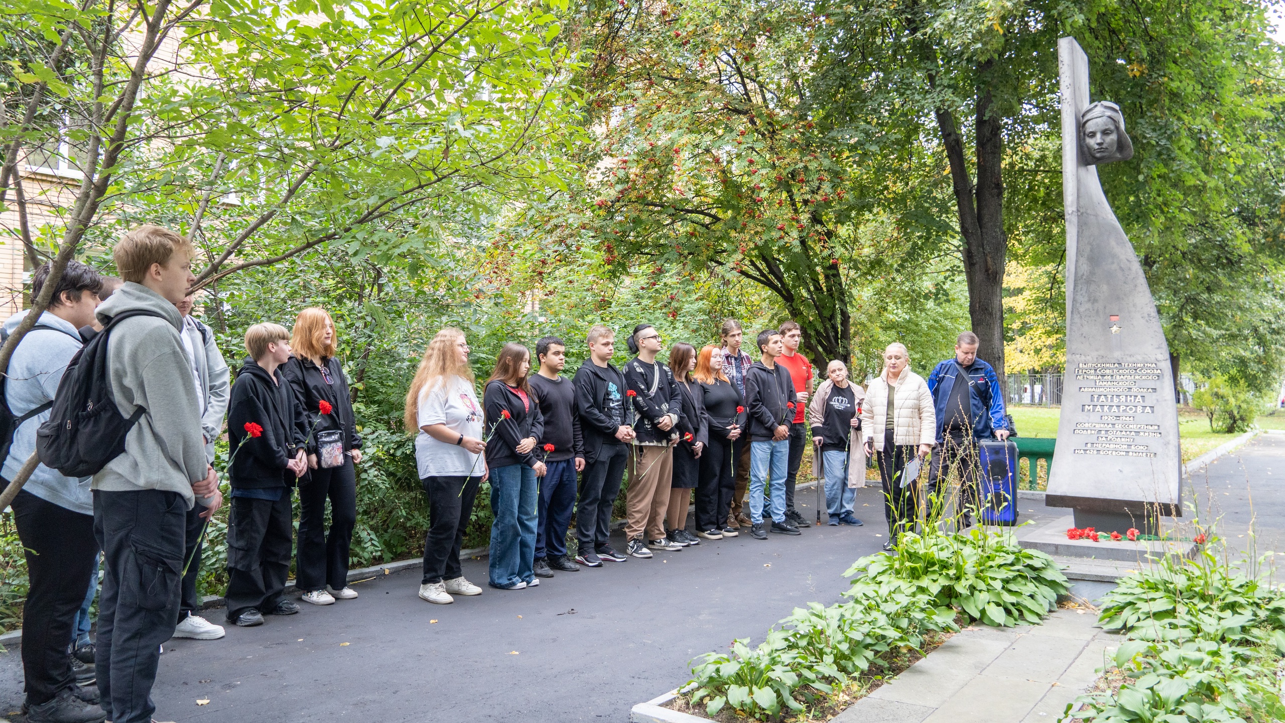 Вахту памяти провели в Пищевом колледже №33. Фото: страница Пищевого колледжа №33 в социальных сетях