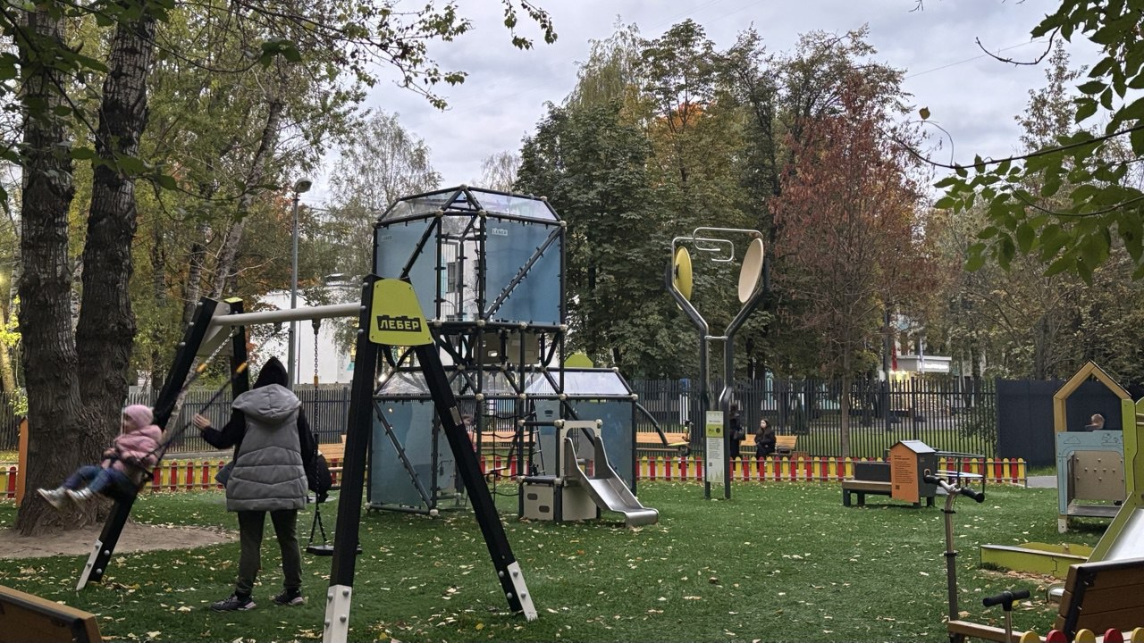 Новая детская площадка появилась в Бирюлеве Восточном. Фото: Telegram-канал управы района Бирюлево Восточное