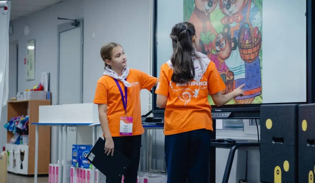 Двух учениц школы №1861 «Загорье» наградили в рамках Чемпионата «Мастерята». Фото: страница школы №1861 «Загорье»